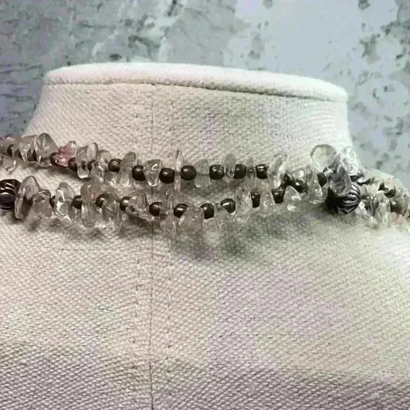 Vintage Pink and Clear Quartz Necklace - Picture 2 of 3